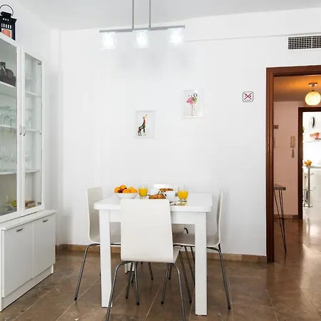 Apartment New Capuchinos 2bed & 2bath With Parking Malaga