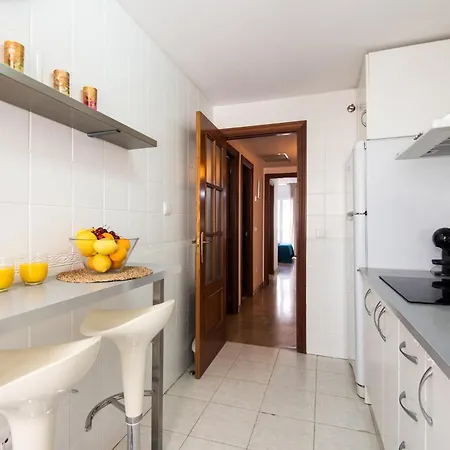 Apartment New Capuchinos 2bed & 2bath With Parking *