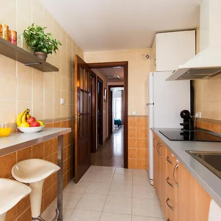New Capuchinos 2bed & 2bath With Parking Apartment *
