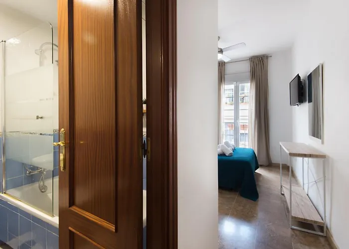 New Capuchinos 2bed & 2bath With Parking *